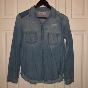 Denim button down long sleeve!!